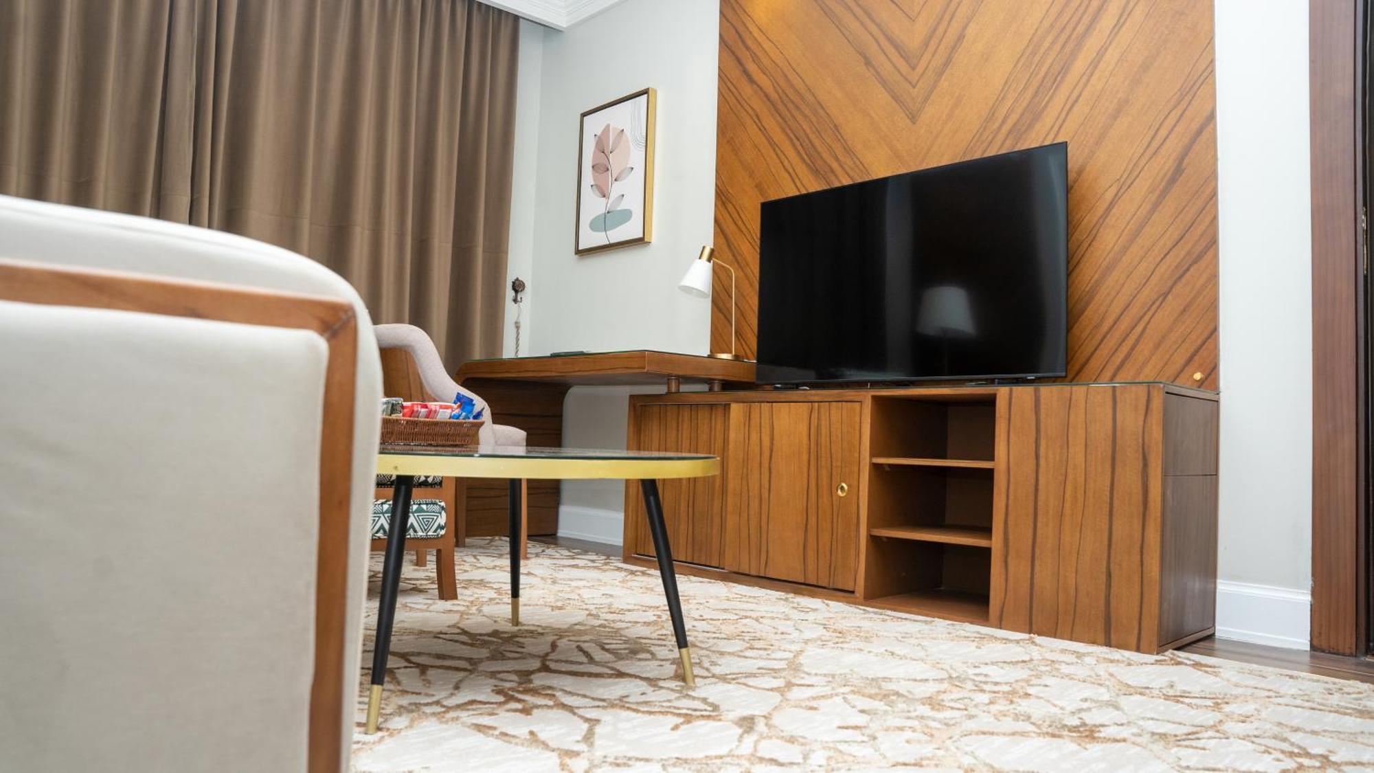 Rose Bark - روز بارك Hotel Ḩafar al Bāţin Kültér fotó